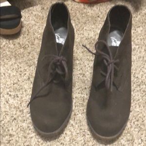 Brown boots